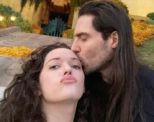 kat 1 Kat Dennings in love su Instagram