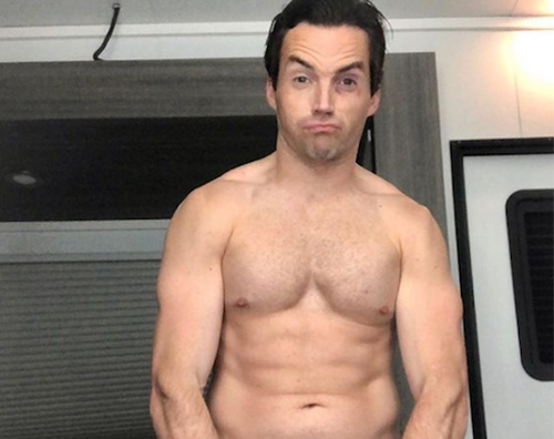 ian harding Ian Hardin mostra il fisico su Instagram