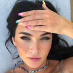 megan fox 2 150x150 Megan Fox celebra il Pride con una manicure colorata