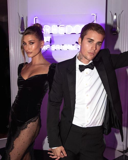 225382777 849468125773232 626608821991776472 n Justin e Hailey, stilosissimi per la mostra di lui