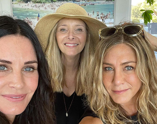 courteney jennifer phoebe Jennifer, Courteney e Lisa, 4 luglio tra amiche