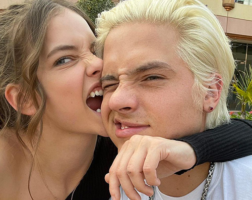 barbara dylan Barbara Palvin festeggia il compleanno di Dylan Sprouse su IG