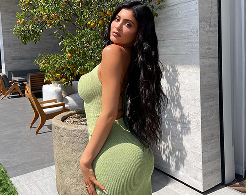 kylie Kylie Jenner in verde per il suo compleanno