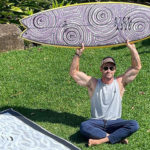 Chris Hemsworth mostra i muscoli su Instagram