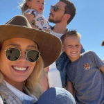 Hilary Duff a caccia di zucche con la famiglia