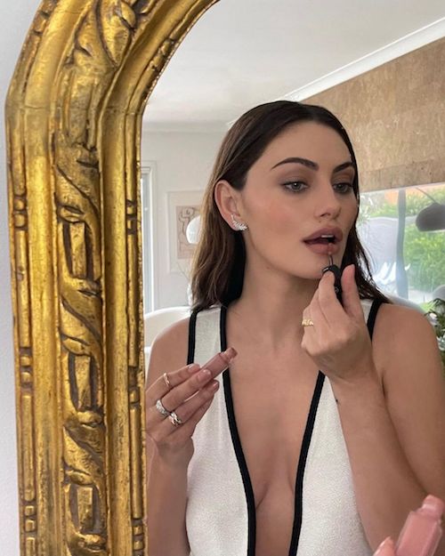 264766306 1211546582705739 819280537797872731 n Phoebe Tonkin in Chanel agli AACTA Awards