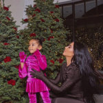 kim 6 150x150 Kim Kardashian, le foto della vigilia di Natale