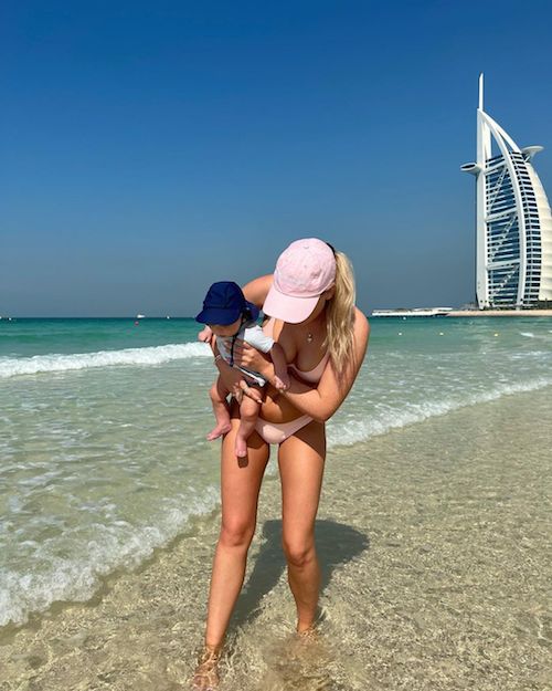 perrie edwards Perrie Edwards a Dubai col piccolo Alex