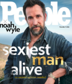Noah Wyle è lUomo Più Sexy del Mondo 2026 per People: Pensavo fosse uno scherzo! Schermata 2026 10 30 alle 14.45.46 1 150x173 Noah Wyle è lUomo Più Sexy del Mondo 2026 per People: Pensavo fosse uno scherzo!