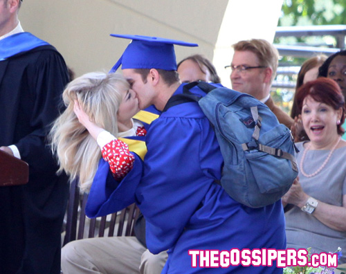 emmaandrew Emma Stone e Andrew Garfield si baciano sul set